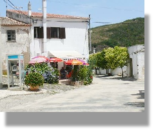 Bordeira square with cafe/bar