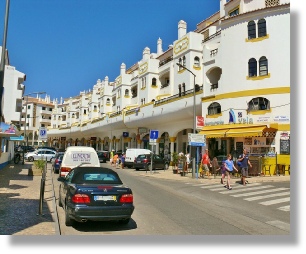 Carvoeiro shopping strip one way street