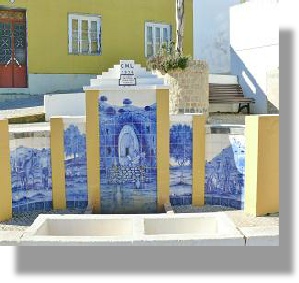 Benafim grande blue/white handmade tile decorated font